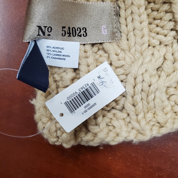 Gap Winter Scarf - Picture 3 of 3